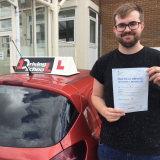 1drivingschool passed student