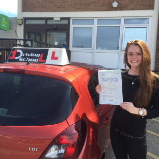 1drivingschool passed student