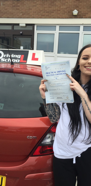 1drivingschool passed student