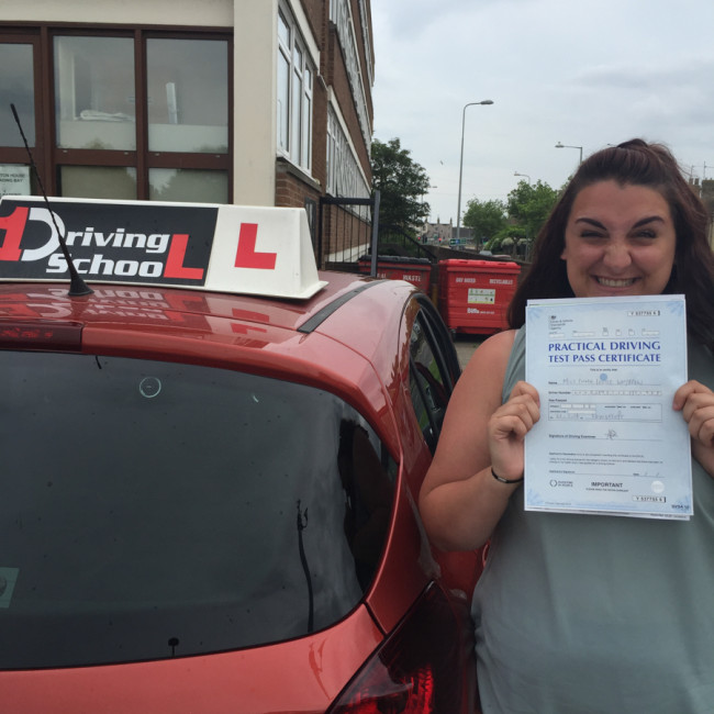 1drivingschool passed student